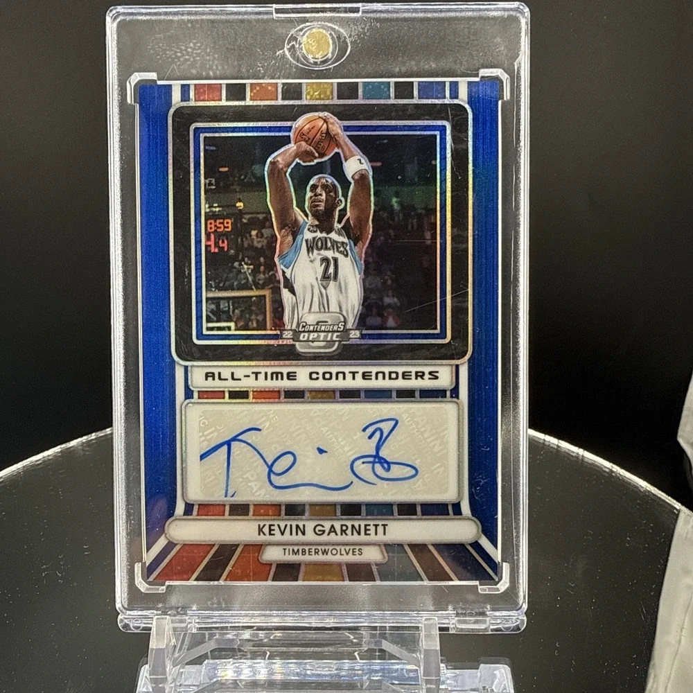 2022 Panini Contenders Optic Kevin Garnett On Card Auto Blue Prizm/49